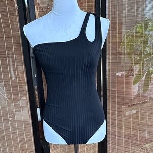 Aerie Black One-Shoulder Swim One Piece M